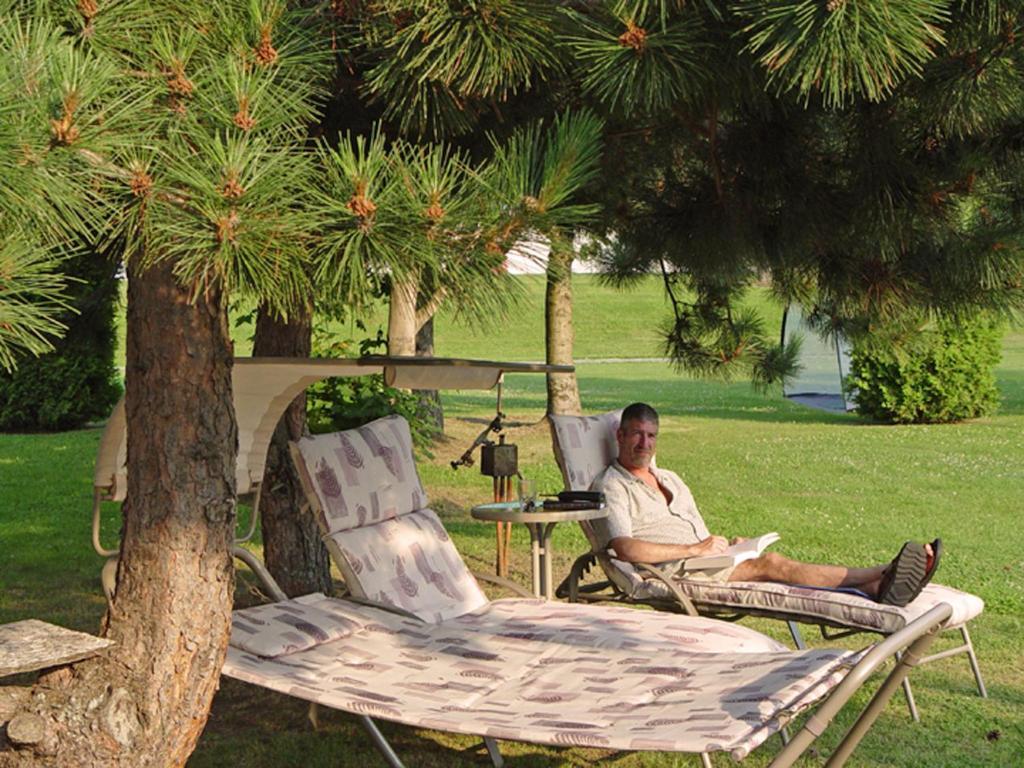 Gite La Halte Du Verger Bed And Breakfast Riviere-du-Loup Bagian luar foto