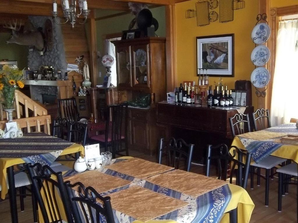 Gite La Halte Du Verger Bed And Breakfast Riviere-du-Loup Bagian luar foto