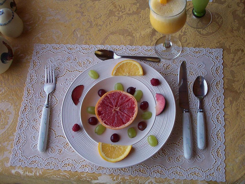 Gite La Halte Du Verger Bed And Breakfast Riviere-du-Loup Bagian luar foto