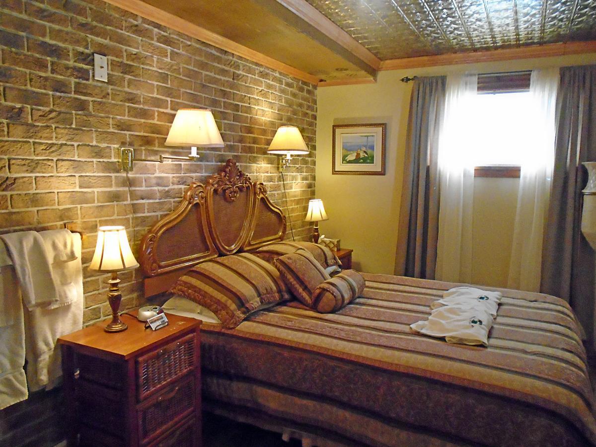 Gite La Halte Du Verger Bed And Breakfast Riviere-du-Loup Bagian luar foto