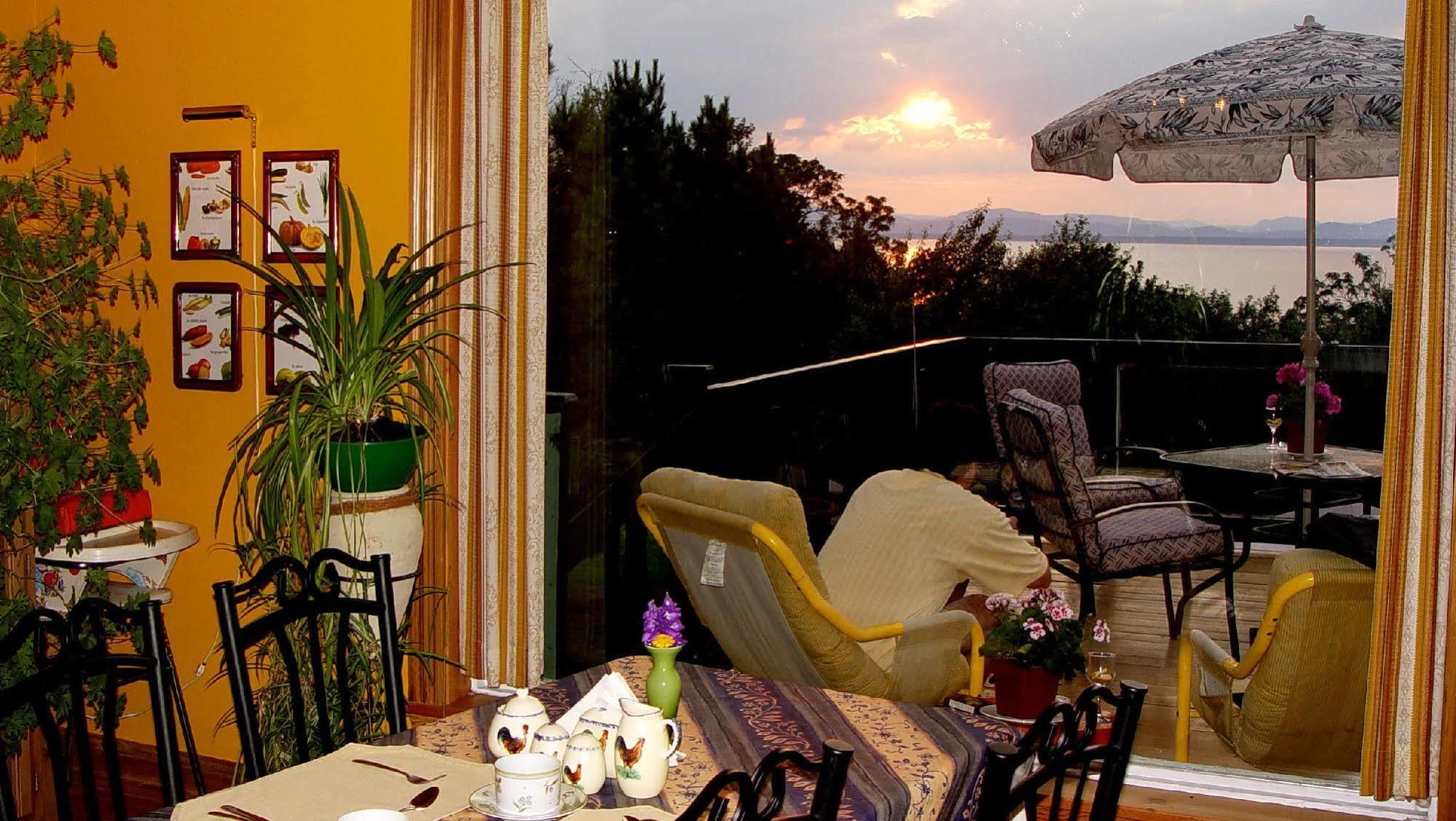 Gite La Halte Du Verger Bed And Breakfast Riviere-du-Loup Bagian luar foto