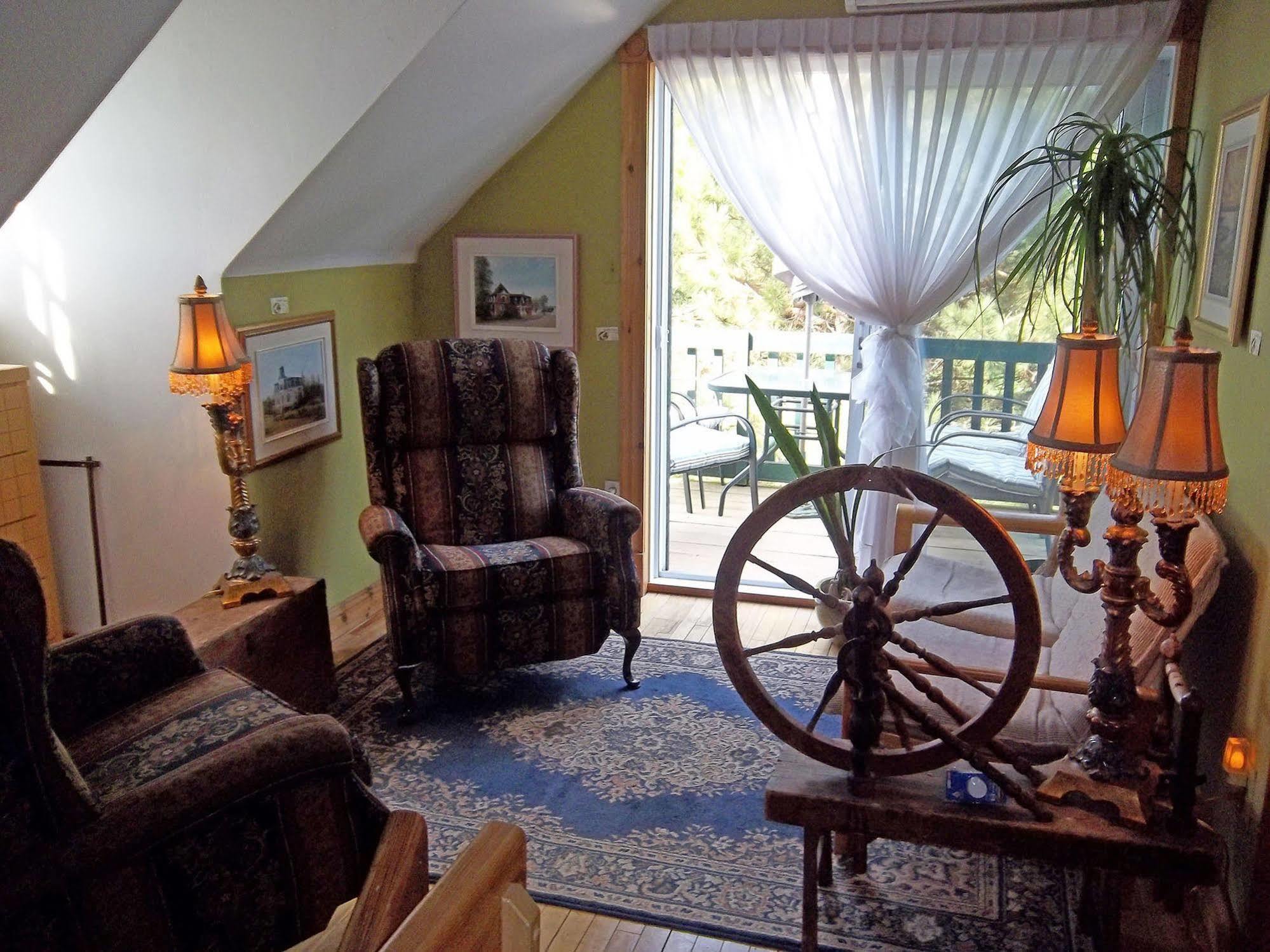 Gite La Halte Du Verger Bed And Breakfast Riviere-du-Loup Bagian luar foto